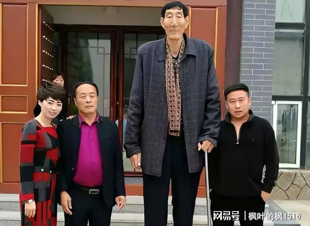 大巨人：1王峰军2张俊才3赵亮j9九游会入口中国身材最高的十(图2)
