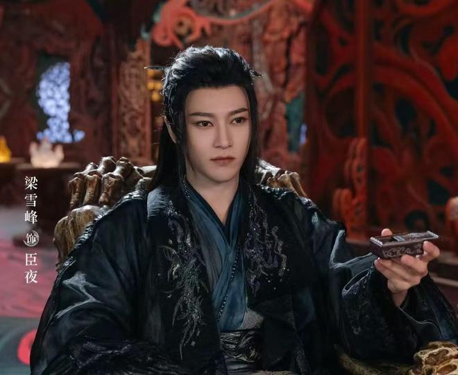 我们：当男配都太过惊艳时真没男主什么事了j9九游会真人游戏第一《白月梵星》告诉(图14)